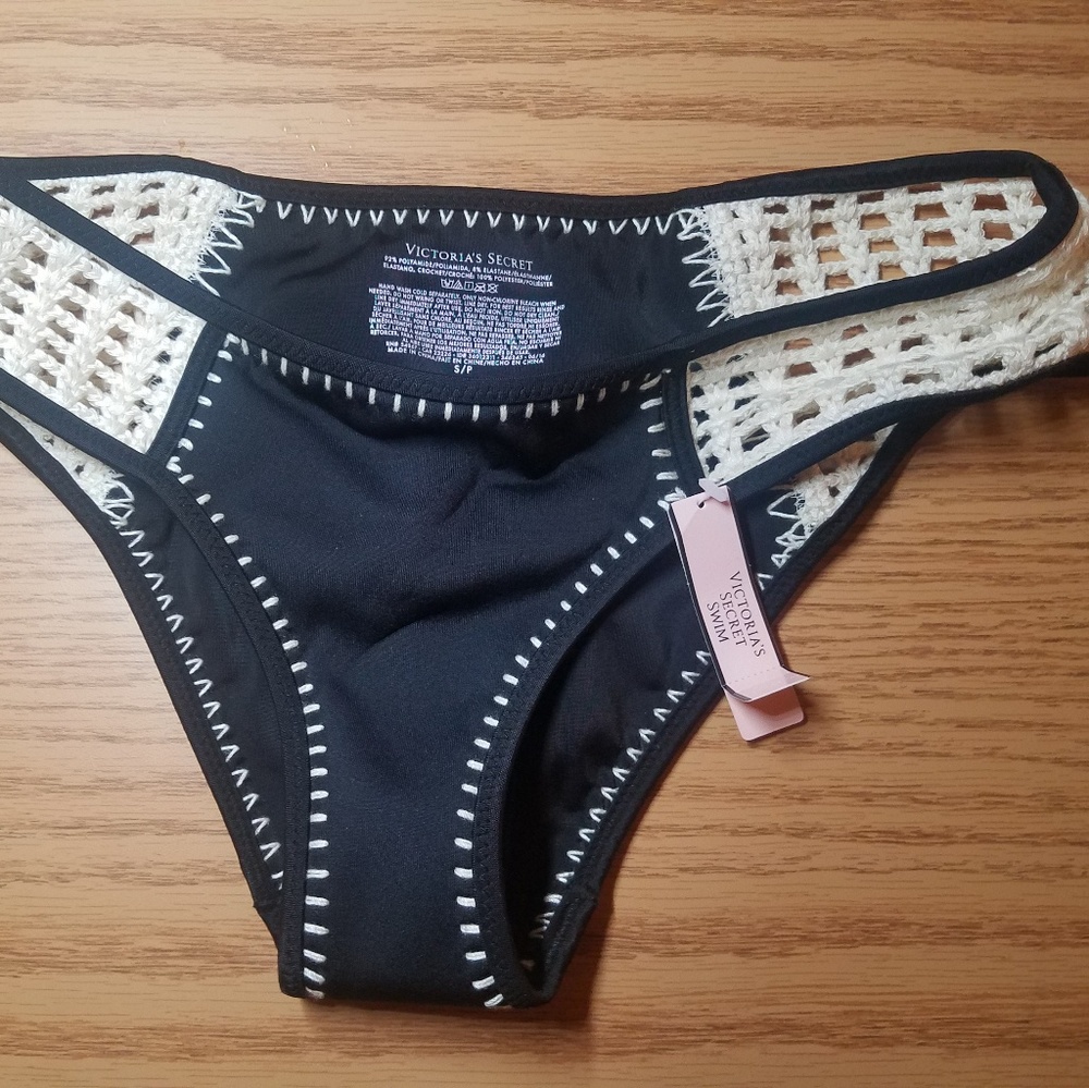 Victoria's Secret Size S Bikini Bottom